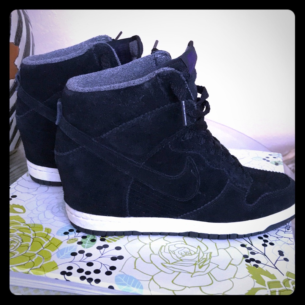 Nike Wedge sneakers Size 8.5